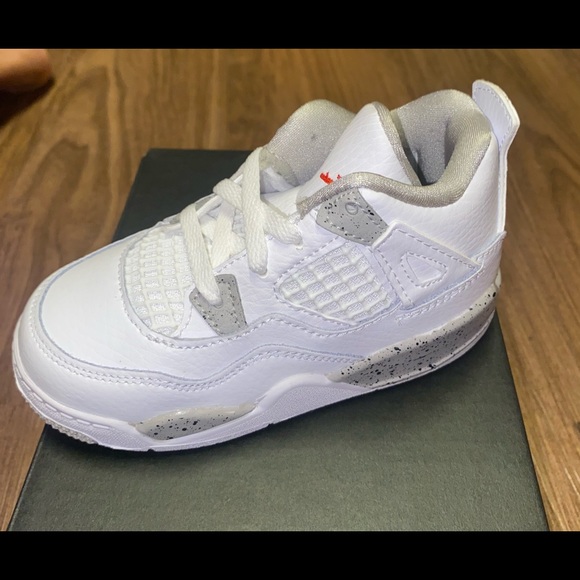 AIR JORDAN RETRO 4 TD ‘WHITE OREO’ - Picture 6 of 8